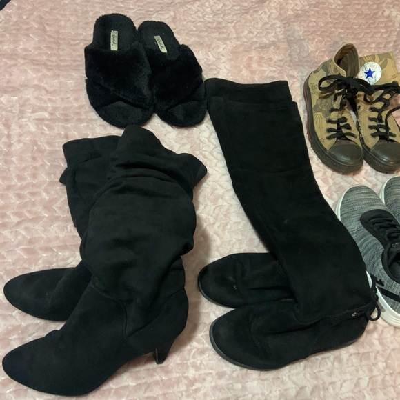 Womens shoes - Picture 2 of 4